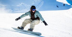 Sztuka wyboru: Jak dobrze dobrać rozmiar buta snowboardowego?