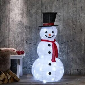 Twój zimowy przyjaciel – krok po kroku do uszycia bałwana