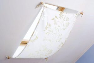 Przewodnik: Jak samodzielnie uszyć firankę v ke krok po kroku