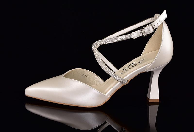 Buty do sukienki weselnej