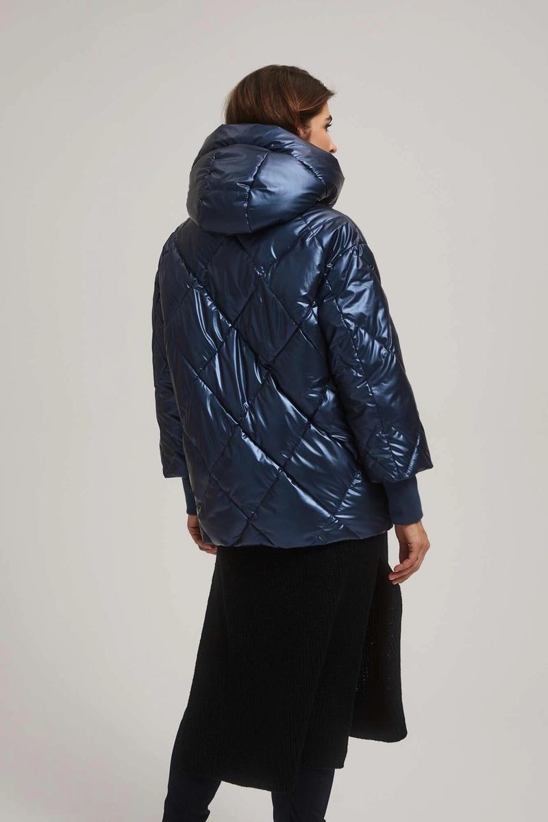 Casualowe obuwie do granatowej kurtki