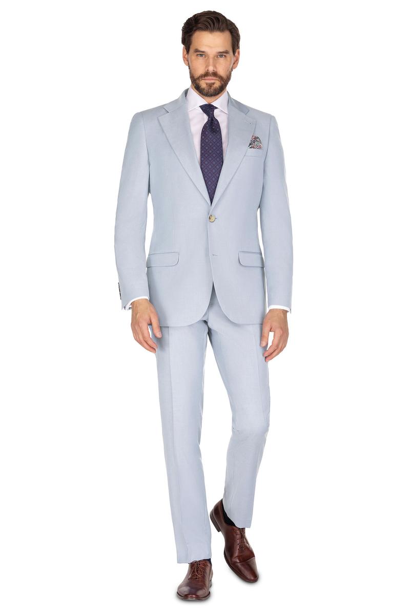 Casualowe stylizacje z garniturem