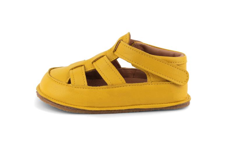 Dobór obuwia dla 2-latka