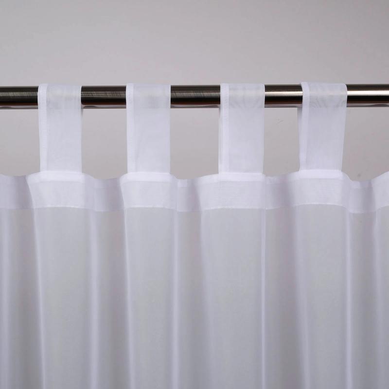 Jak zawiesić firanki aby powiększyć przestrzeń