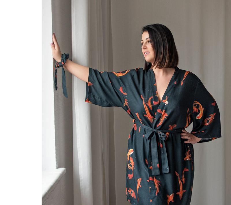 Jakie tkaniny do szlafroka kimono