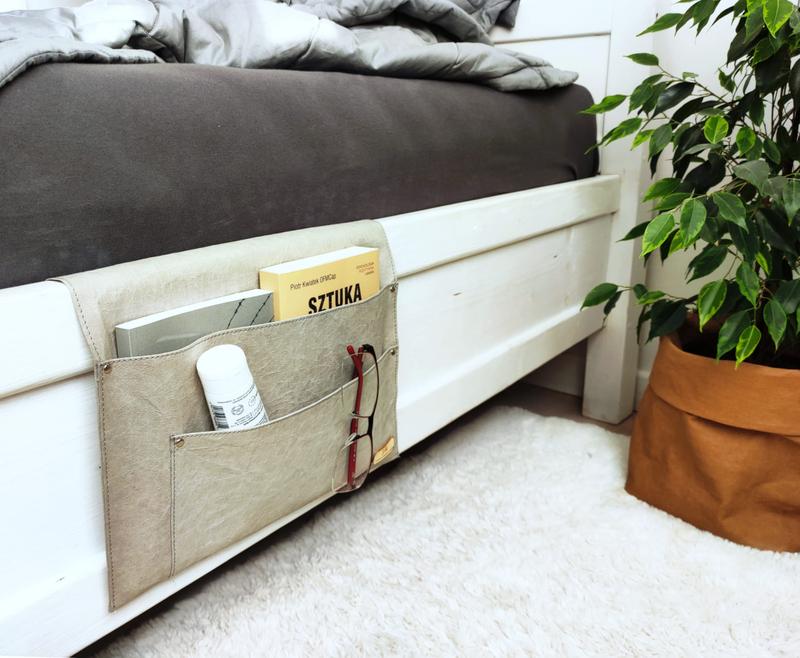 Organizer na łóżko DIY