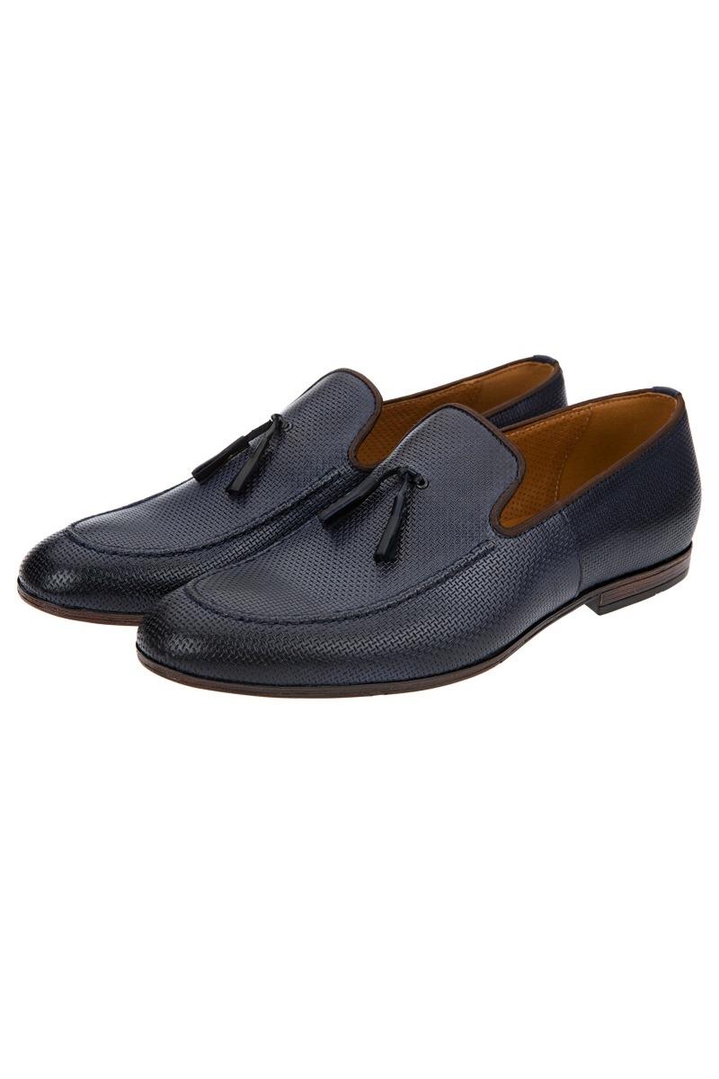 Trendy w obuwiu dziecięcym na wesela