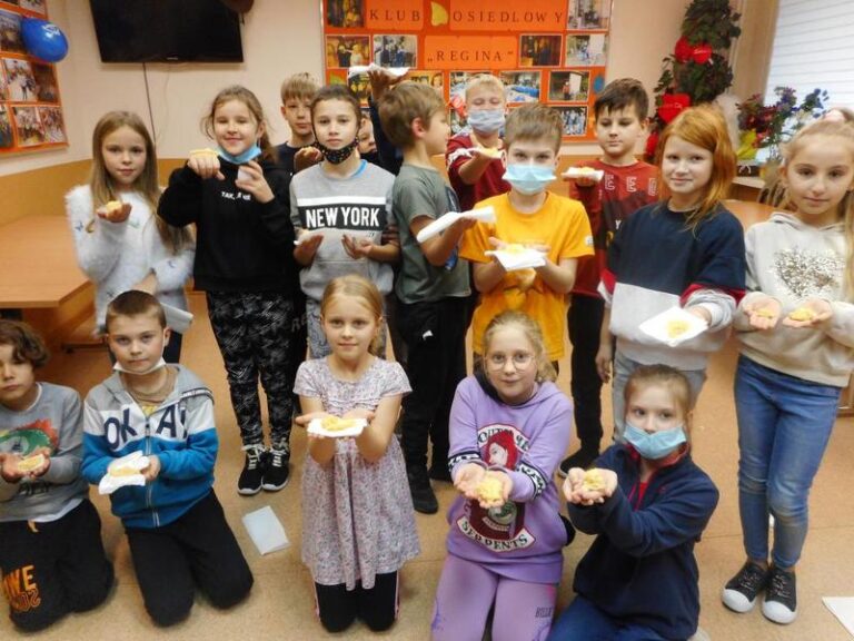 Jak kreatywnie przygotować strój na andrzejki dla dzieci?