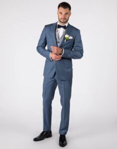 Jakie buty pasują do błękitnego garnituru? Przewodnik po idealnych stylizacjach