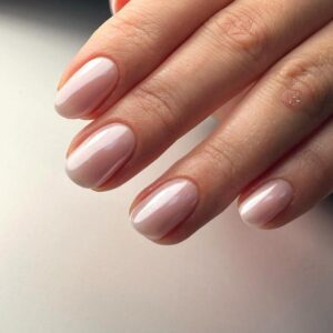 Manicure hybrydowy – piękno czy zagrożenie dla zdrowia?