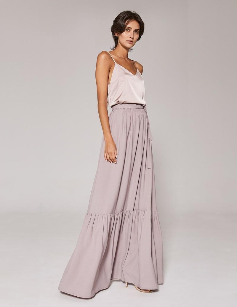 Przewodnik po szyciu: Jak uszyć idealną spódnicę maxi na gumce?