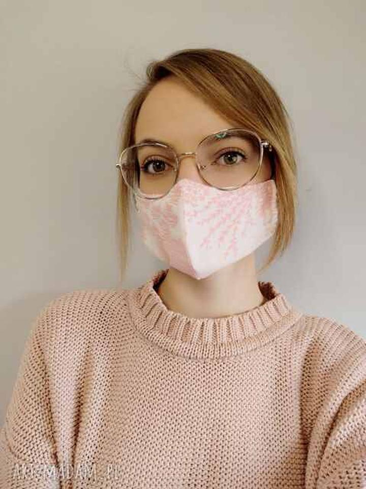 Dodatki i personalizacja maseczek