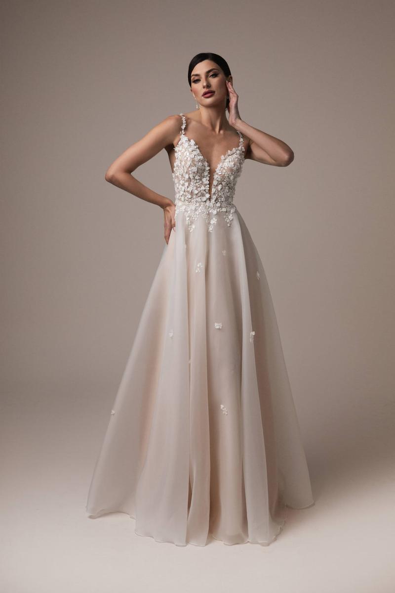 Stylizacje sukni na różne okazje